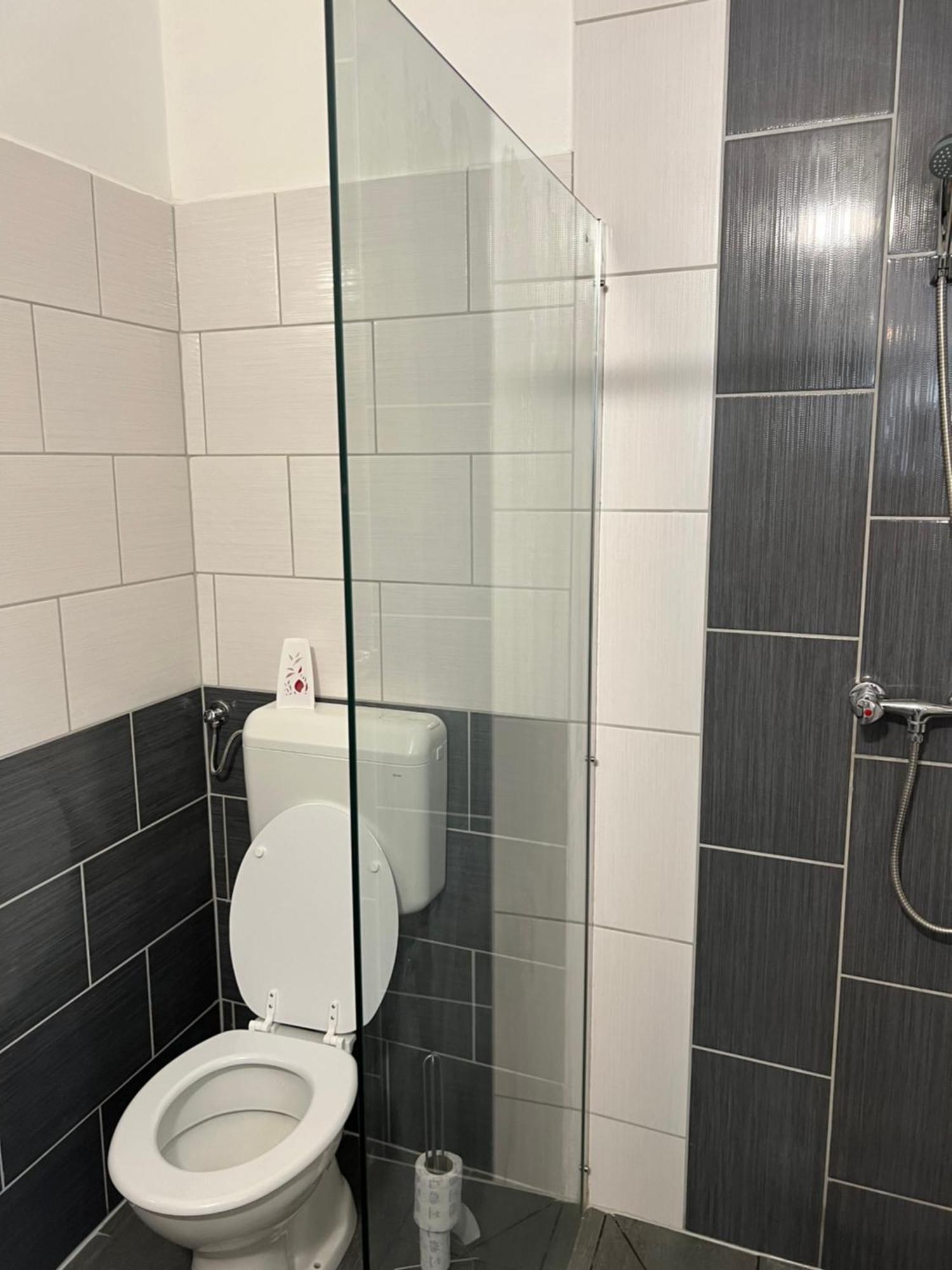 Helga Apartman Makó Exterior foto