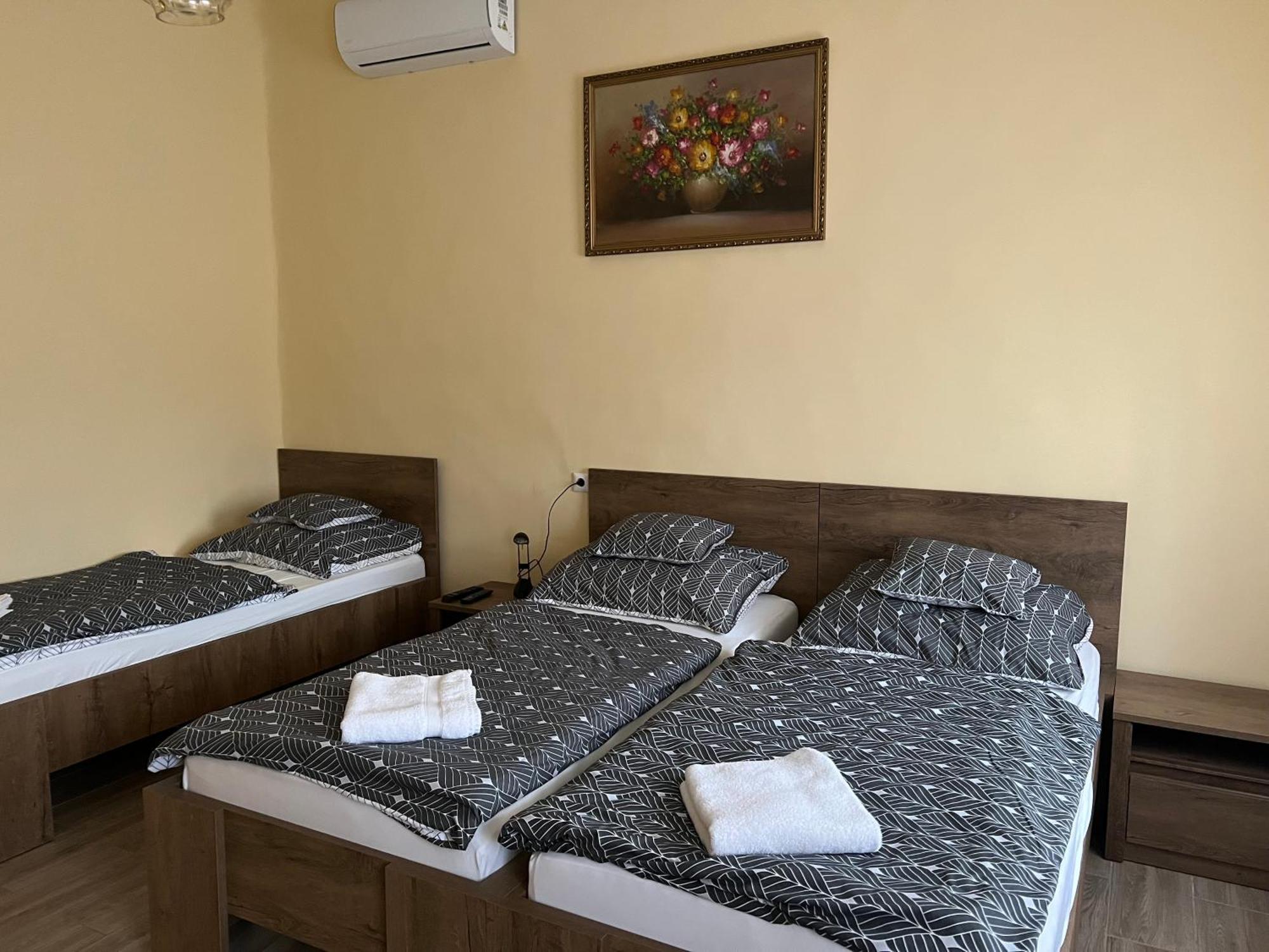 Helga Apartman Makó Exterior foto