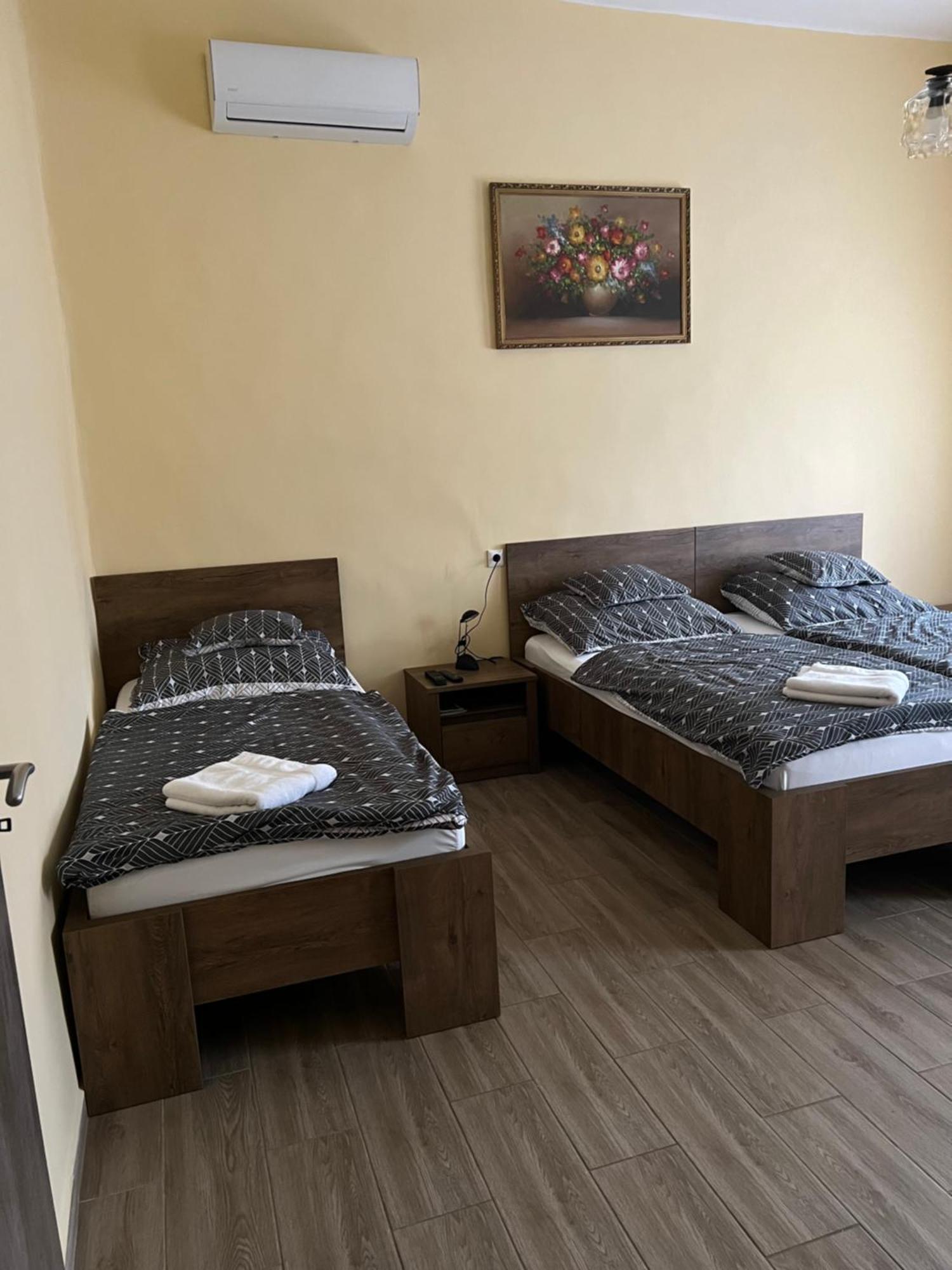 Helga Apartman Makó Exterior foto