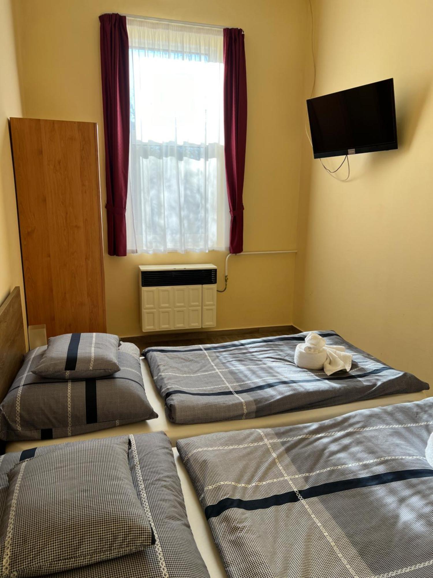 Helga Apartman Makó Exterior foto
